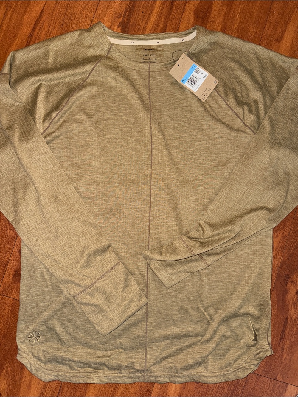 NWT Nike Heather Olive Green Long Sleeve Performance Top
